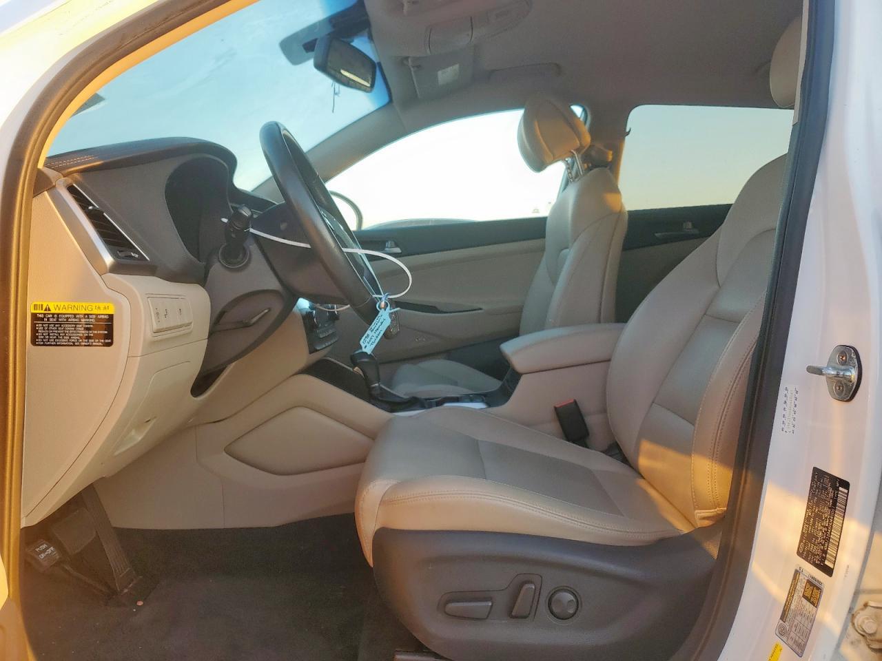 2017 HYUNDAI TUCSON