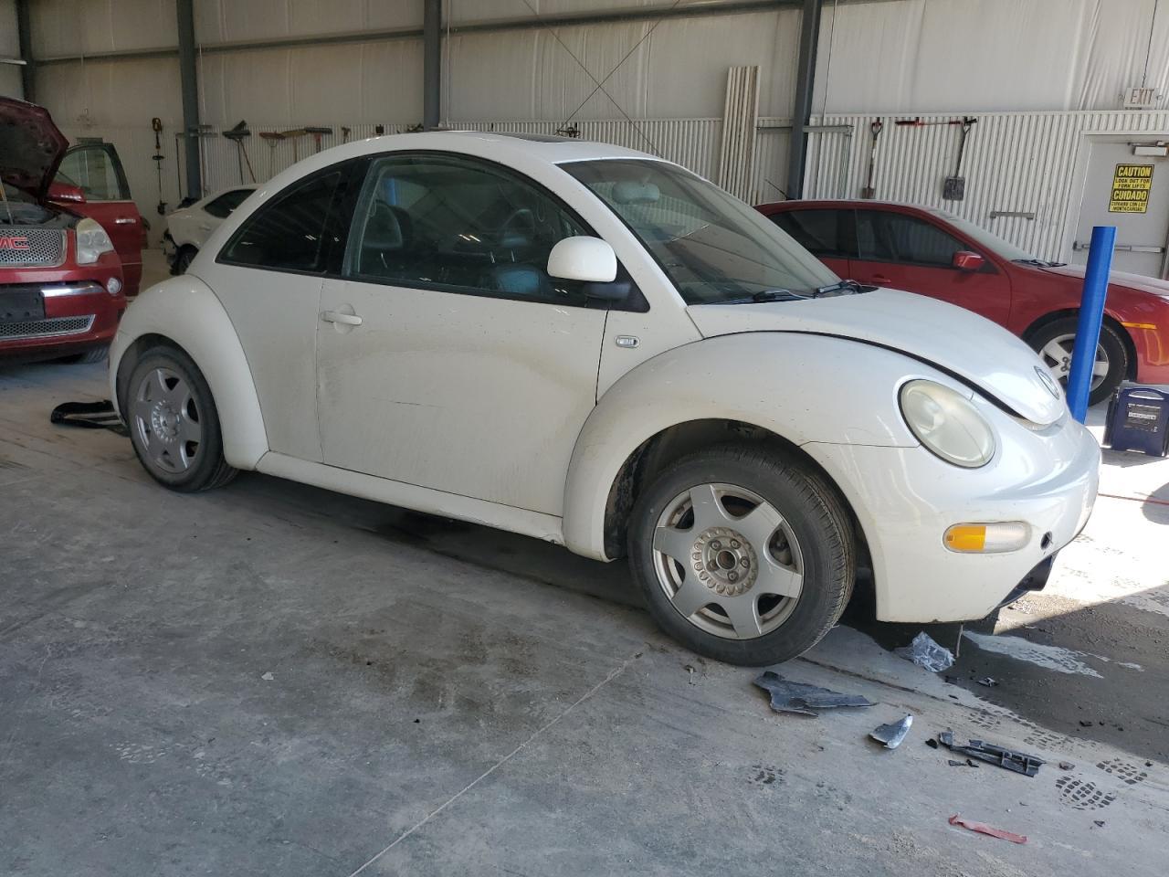 2000 VOLKSWAGEN Beetle