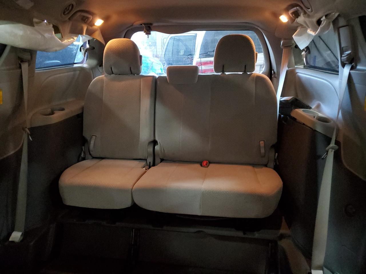 2014 TOYOTA SIENNA