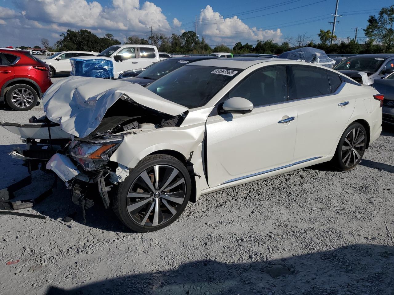 2019 NISSAN ALTIMA