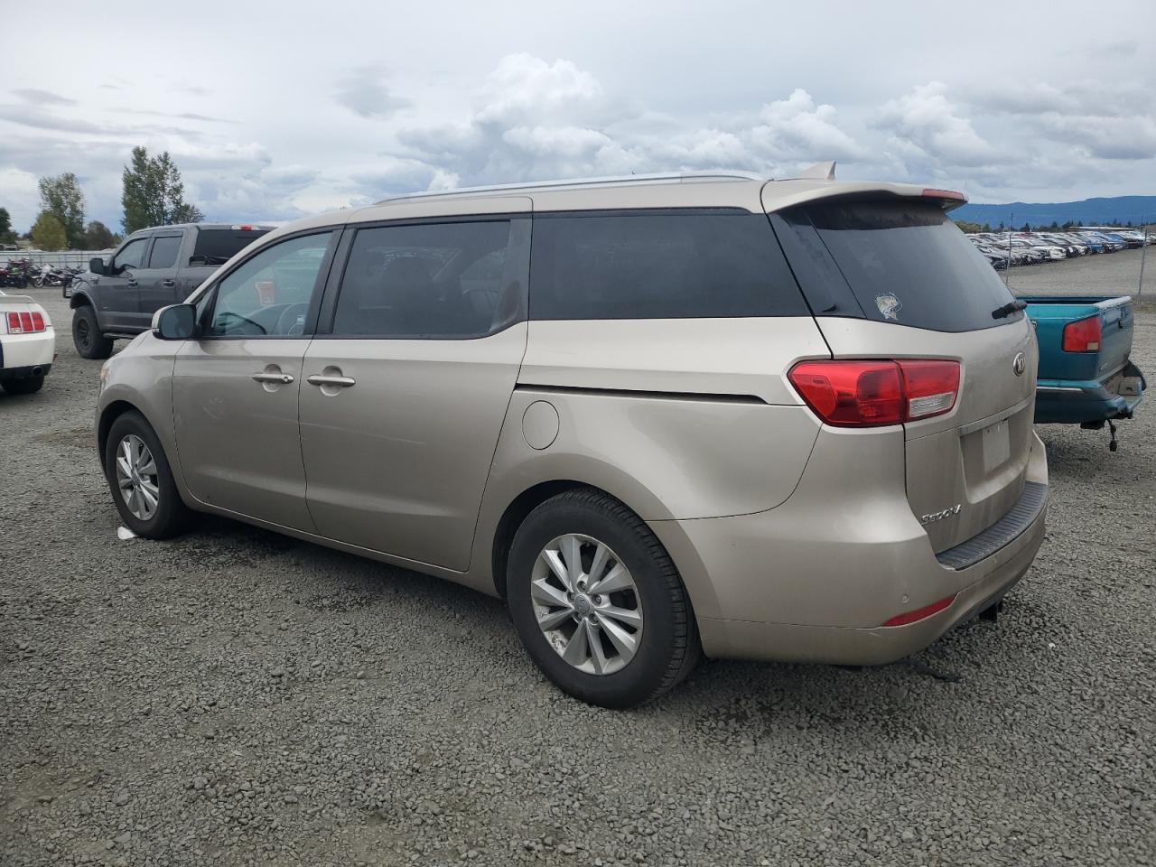 2016 KIA SEDONA