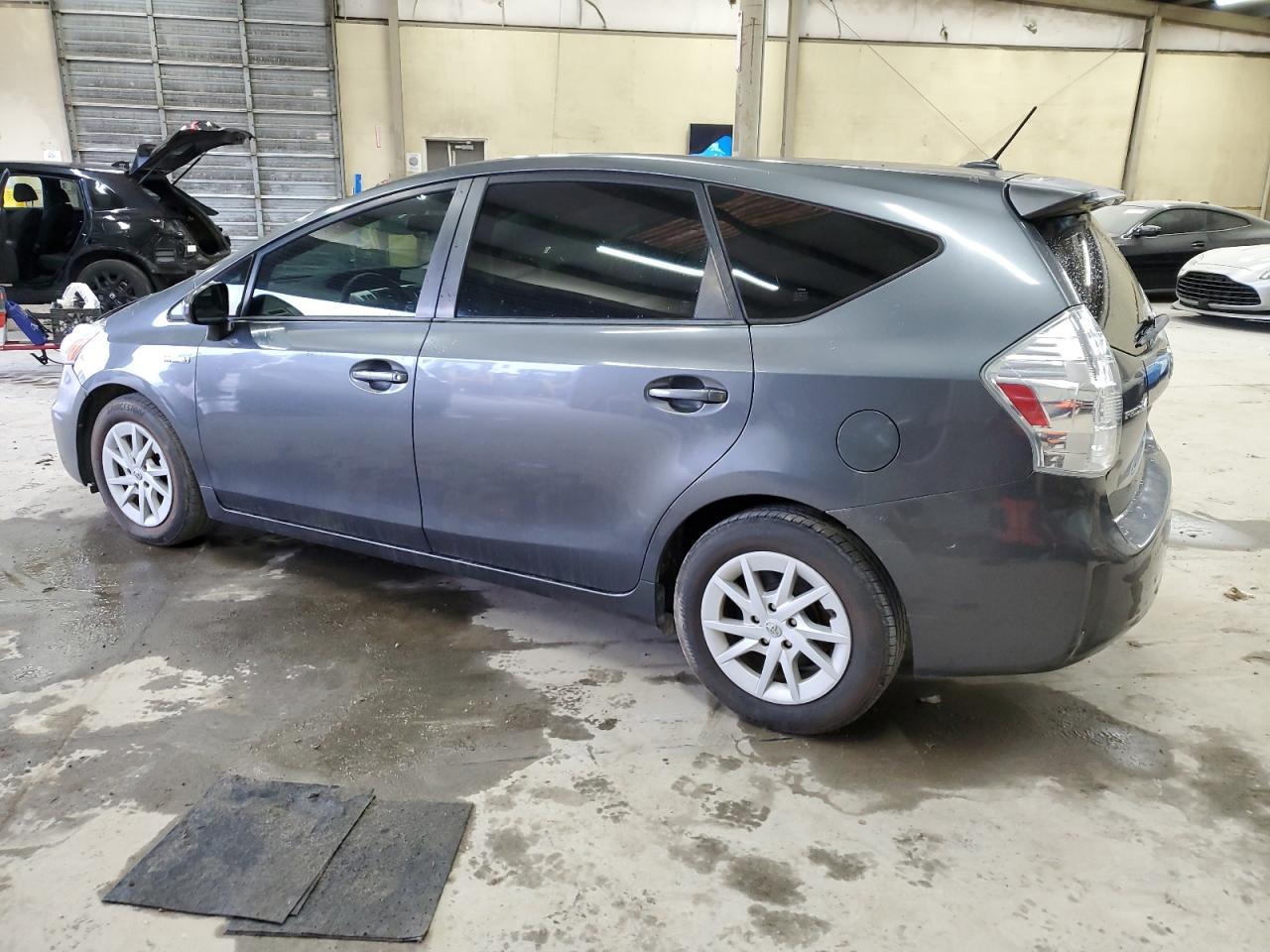 2012 TOYOTA PRIUS V