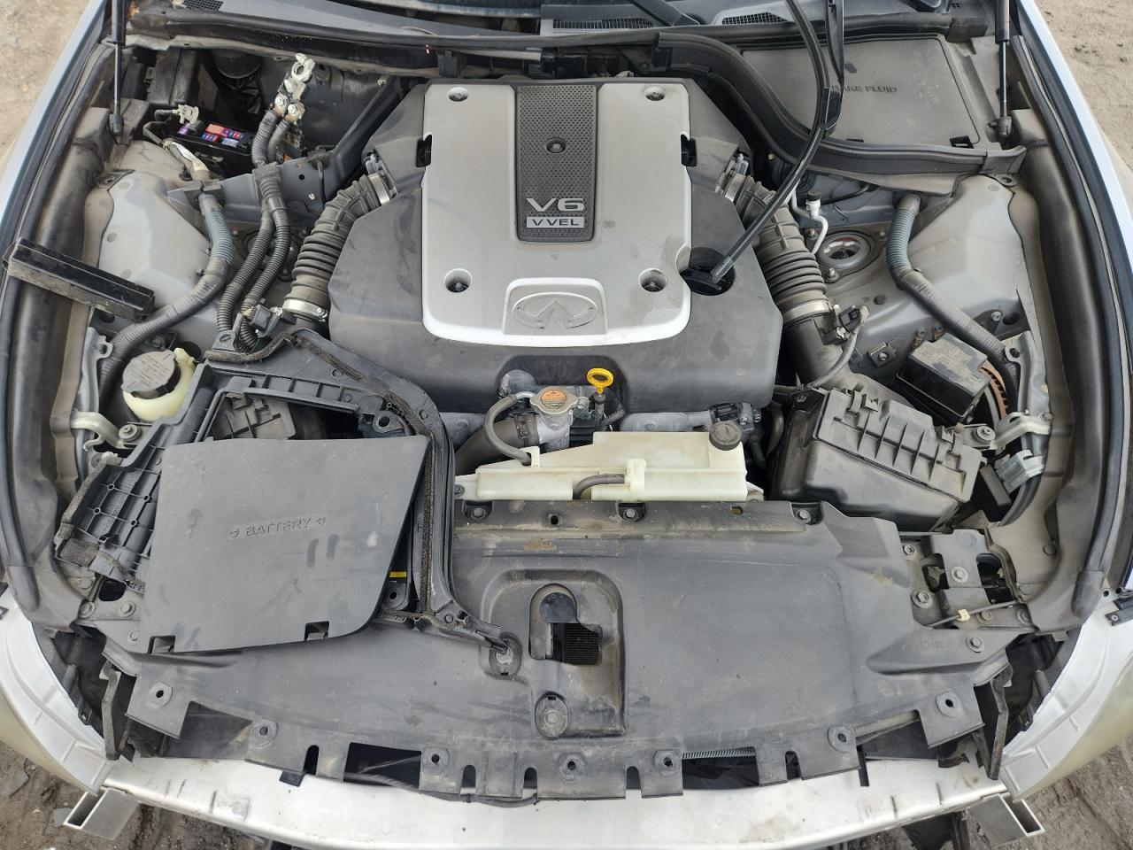 2011 INFINITI G37