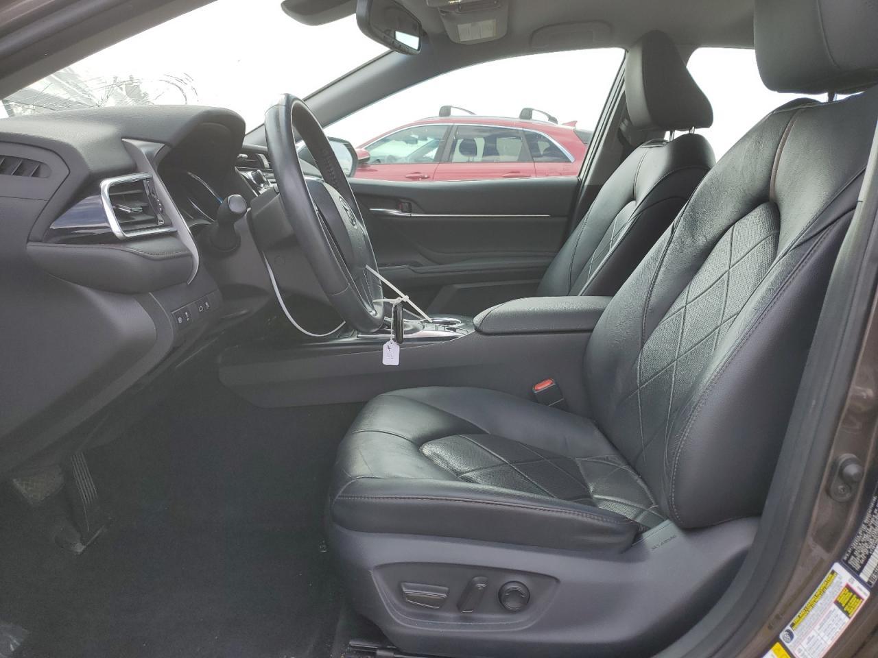 2018 TOYOTA CAMRY
