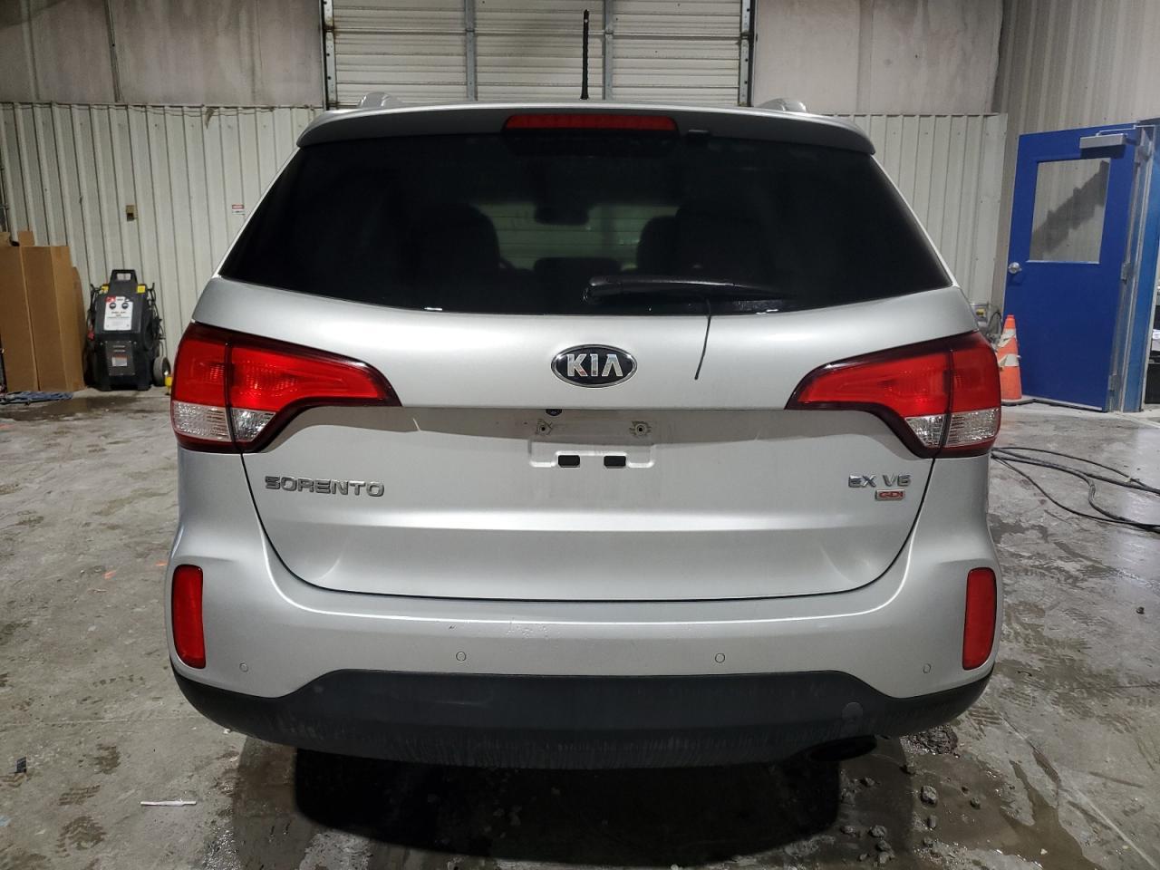 2014 KIA SORENTO