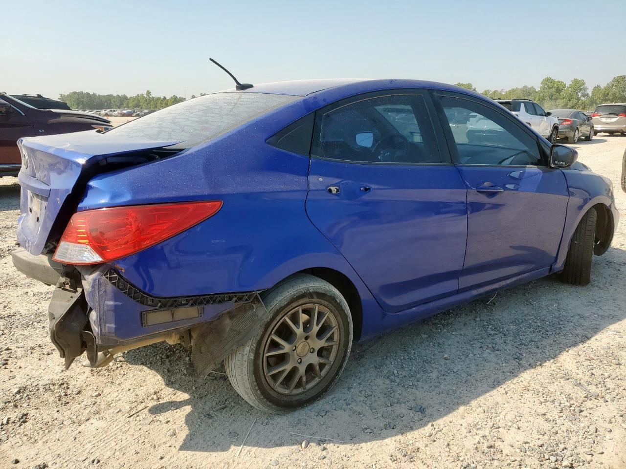 2012 HYUNDAI ACCENT
