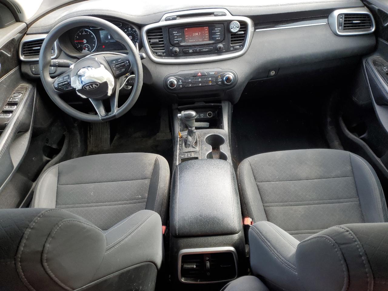 2016 KIA SORENTO