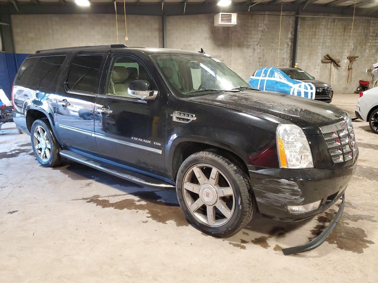 2012 CADILLAC ESCALADE