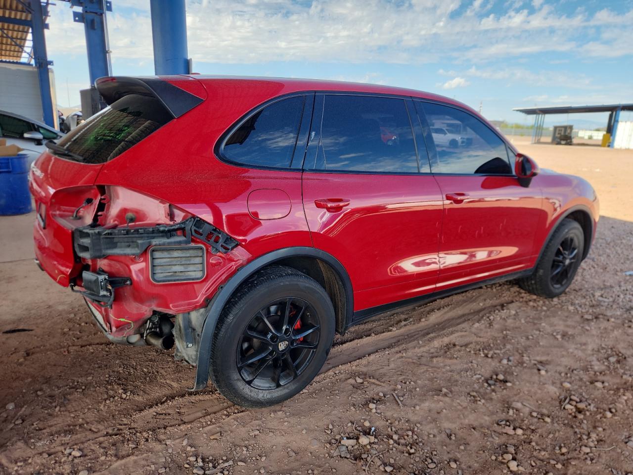 2016 PORSCHE CAYENNE