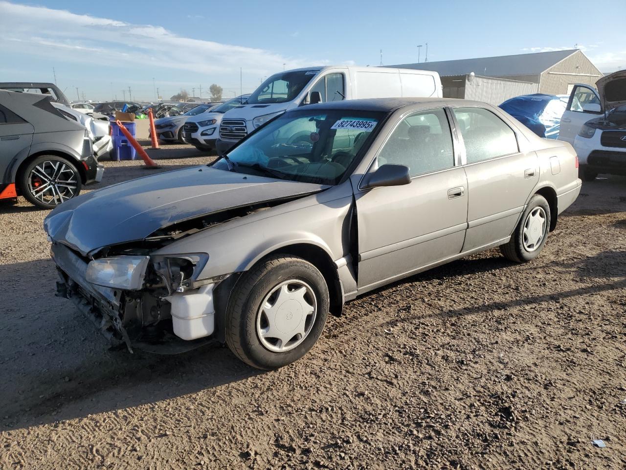 2000 TOYOTA CAMRY