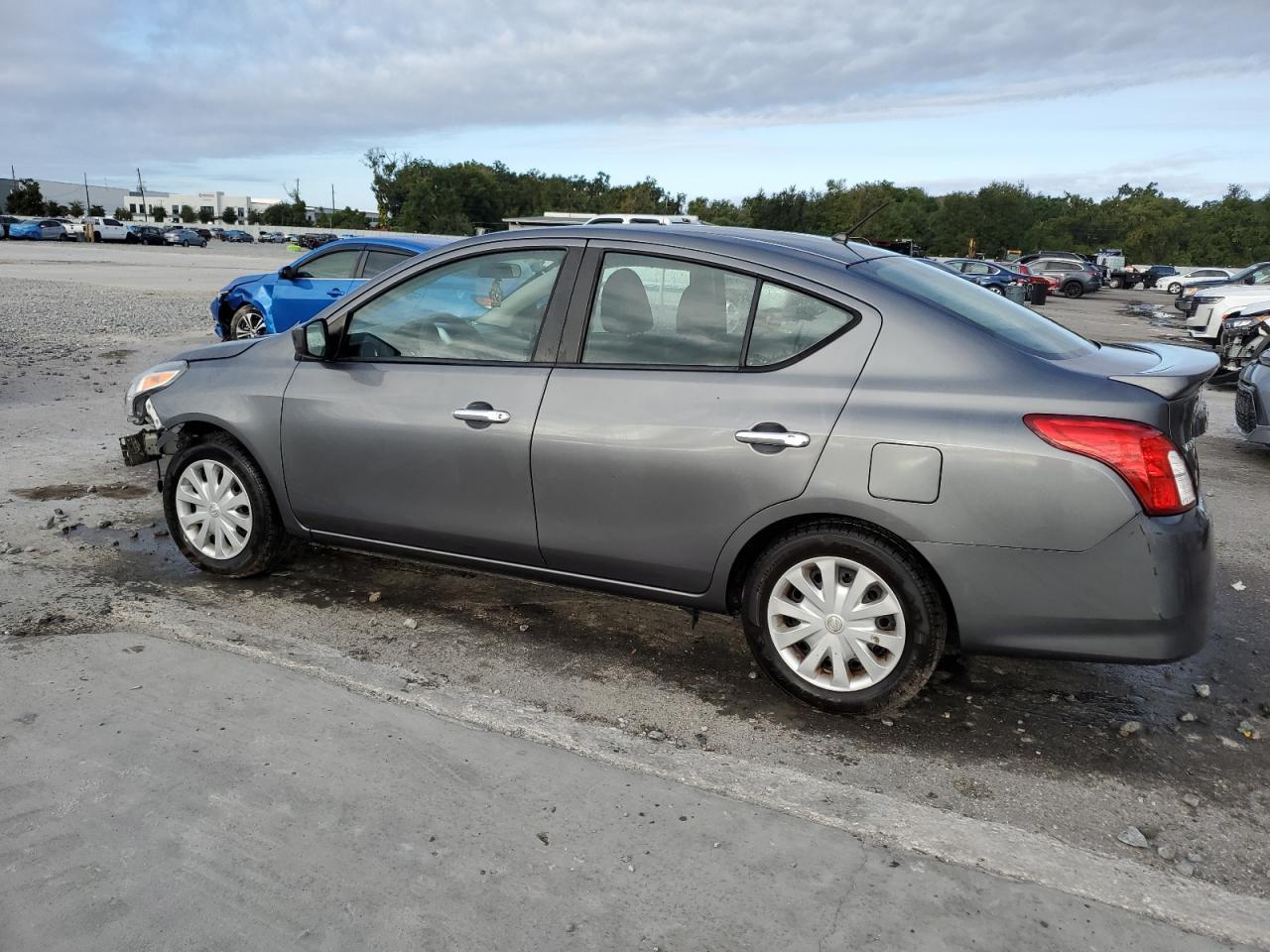 2019 NISSAN VERSA