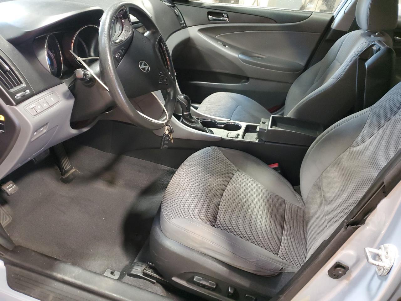 2013 HYUNDAI SONATA