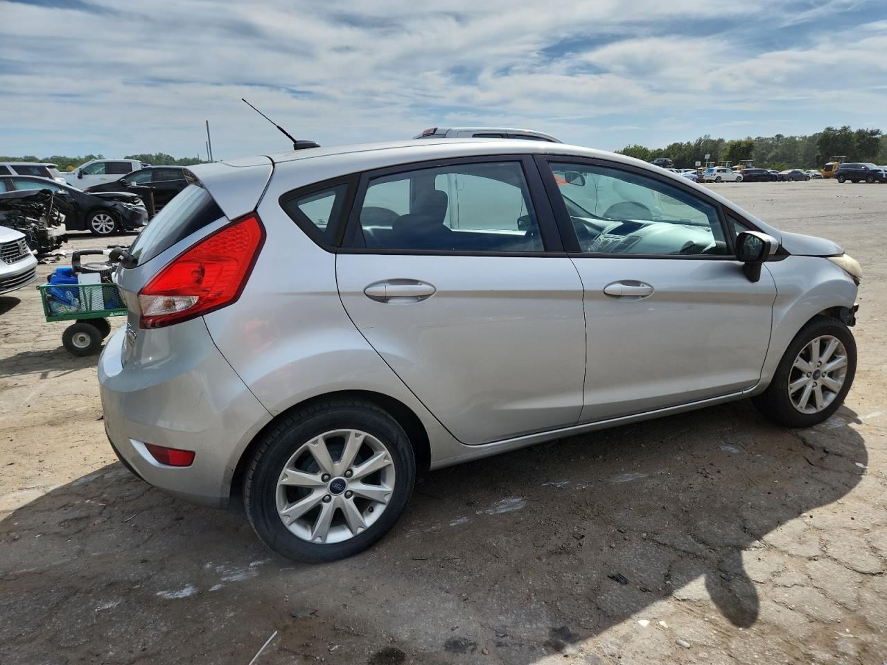 2012 FORD Fiesta