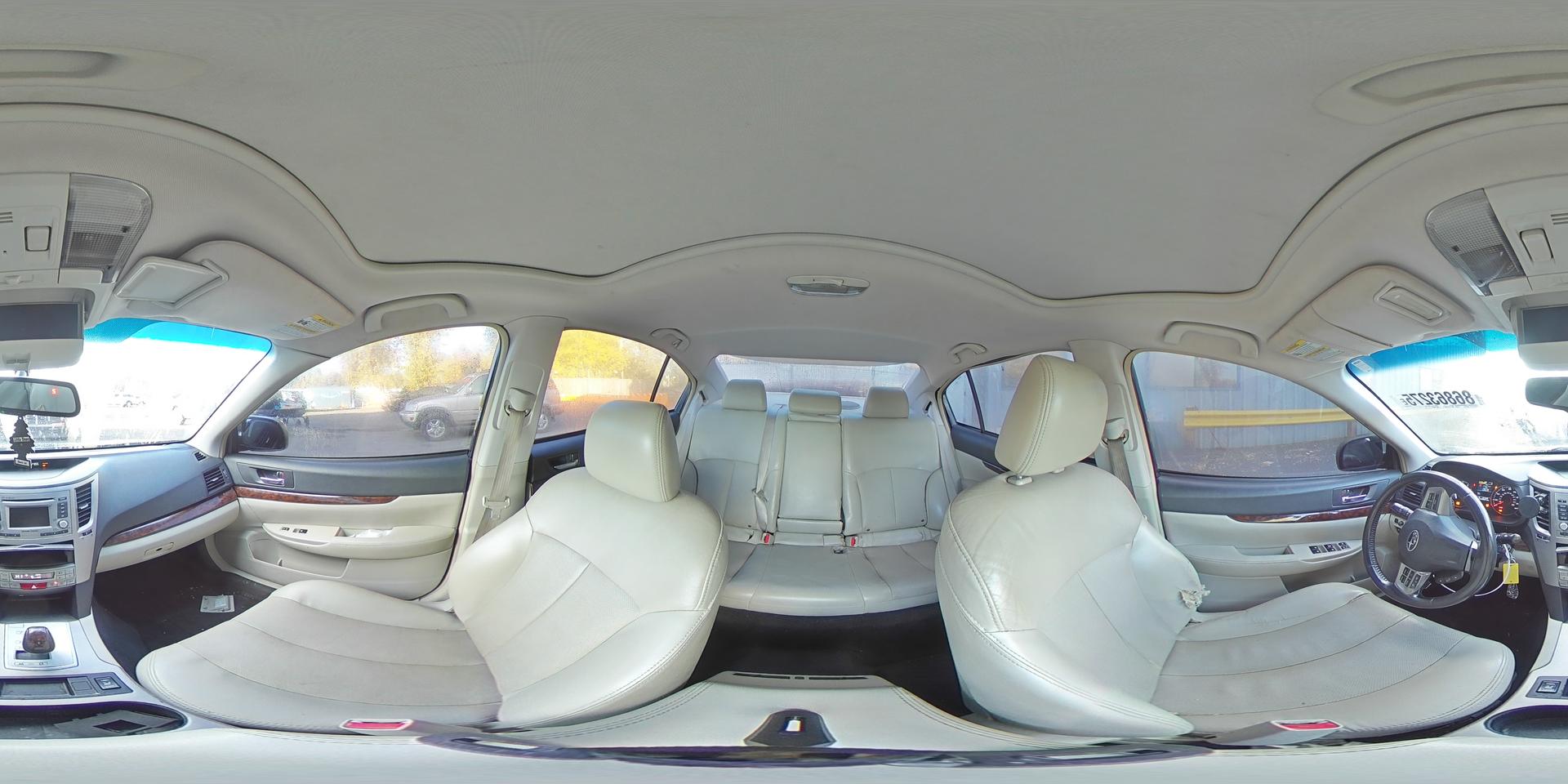 2013 SUBARU Legacy