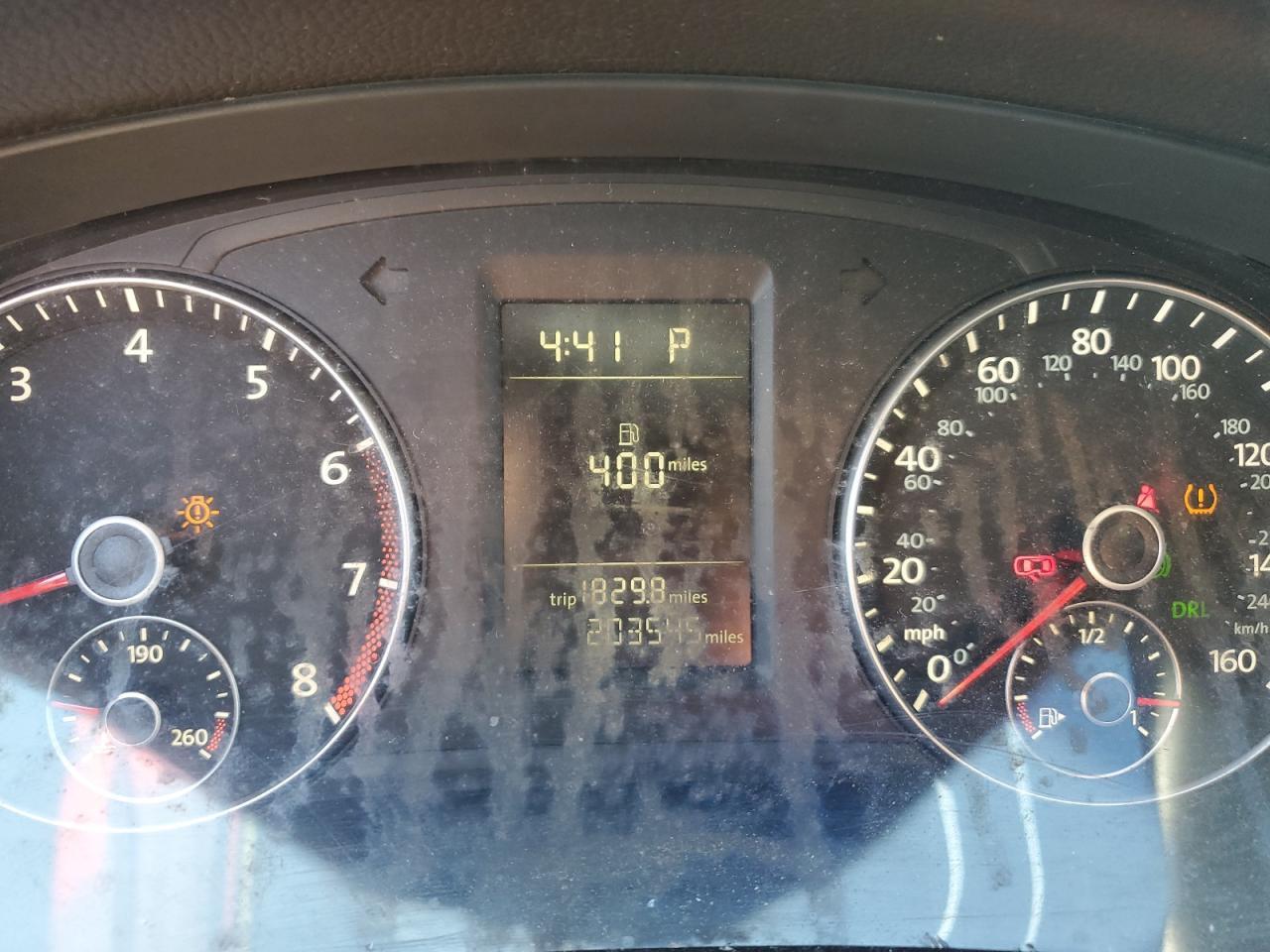2012 VOLKSWAGEN Passat