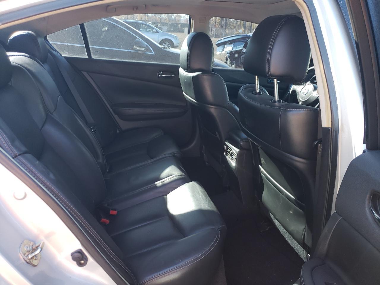 2014 NISSAN Maxima