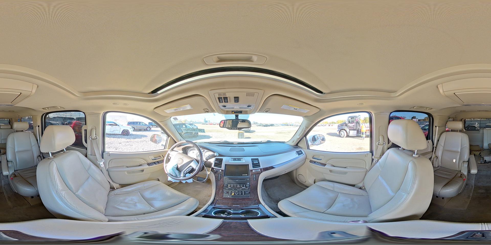 2010 CADILLAC ESCALADE
