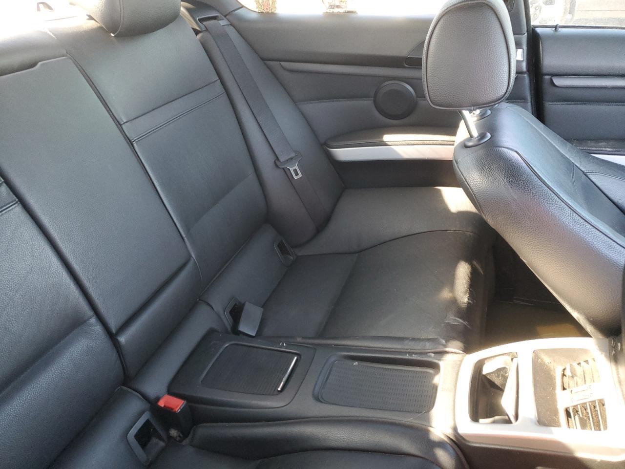 2011 BMW 3 SERIES