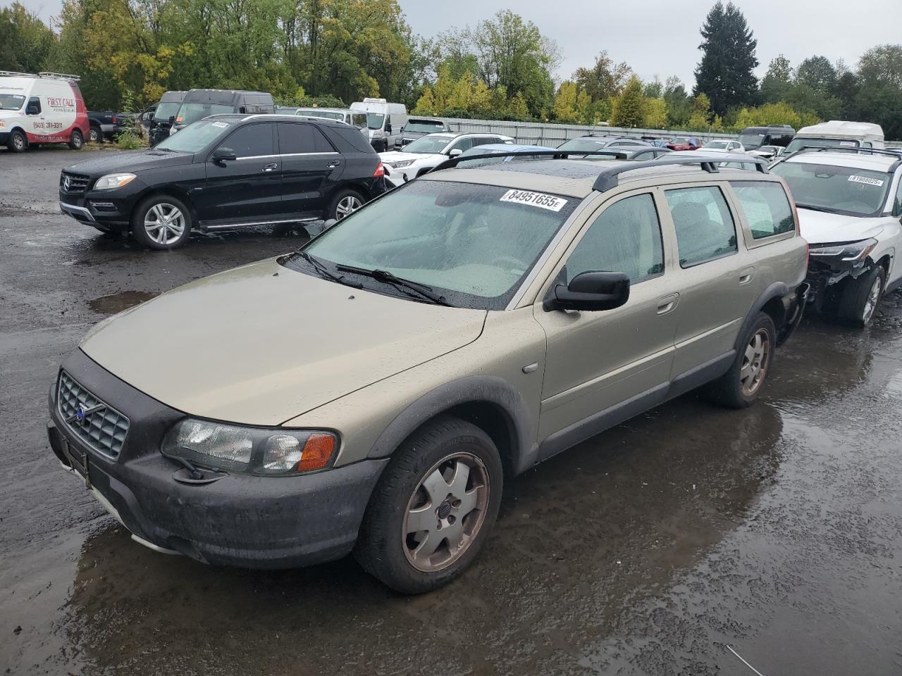 2004 VOLVO XC70