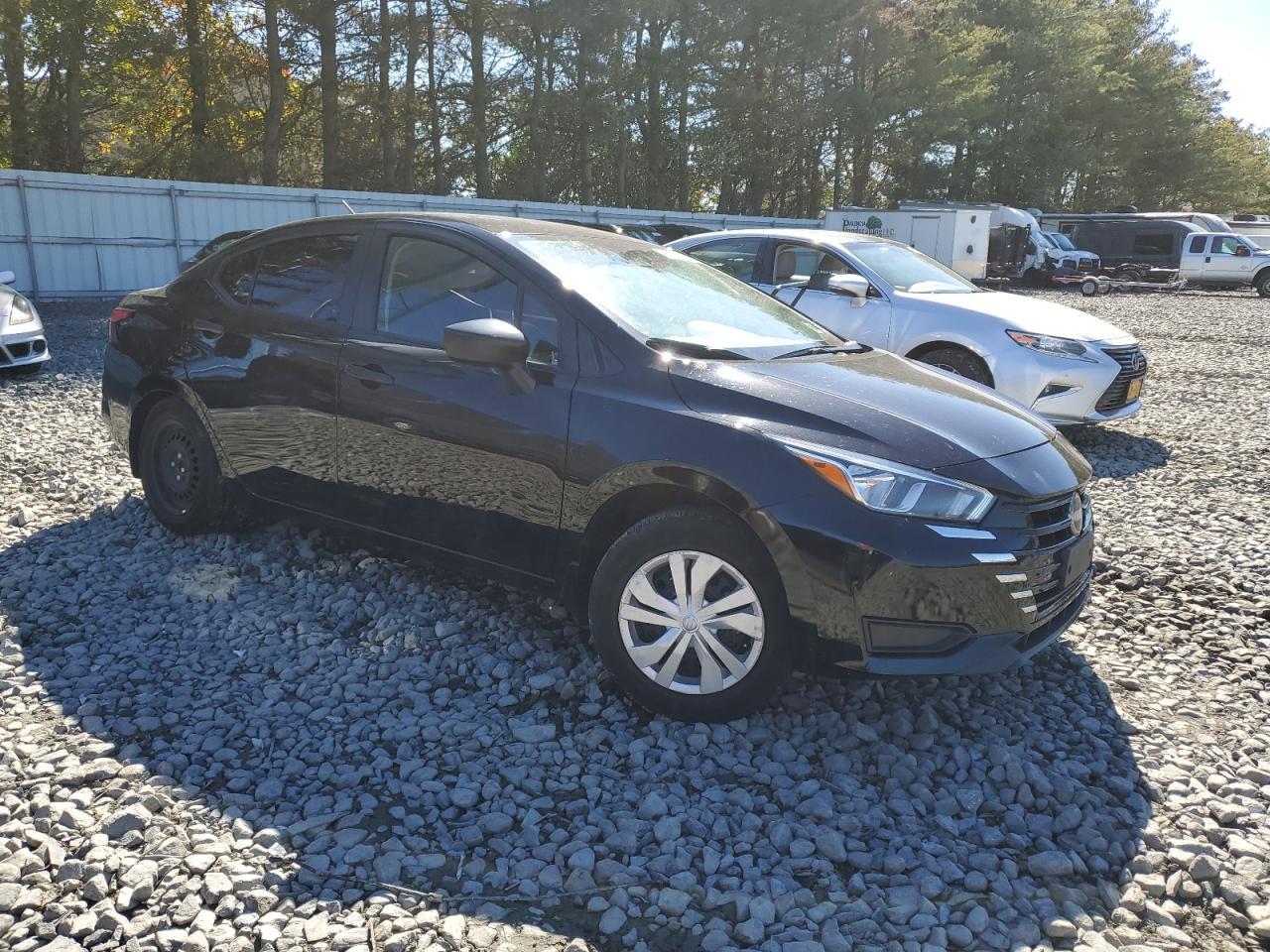 2023 NISSAN VERSA