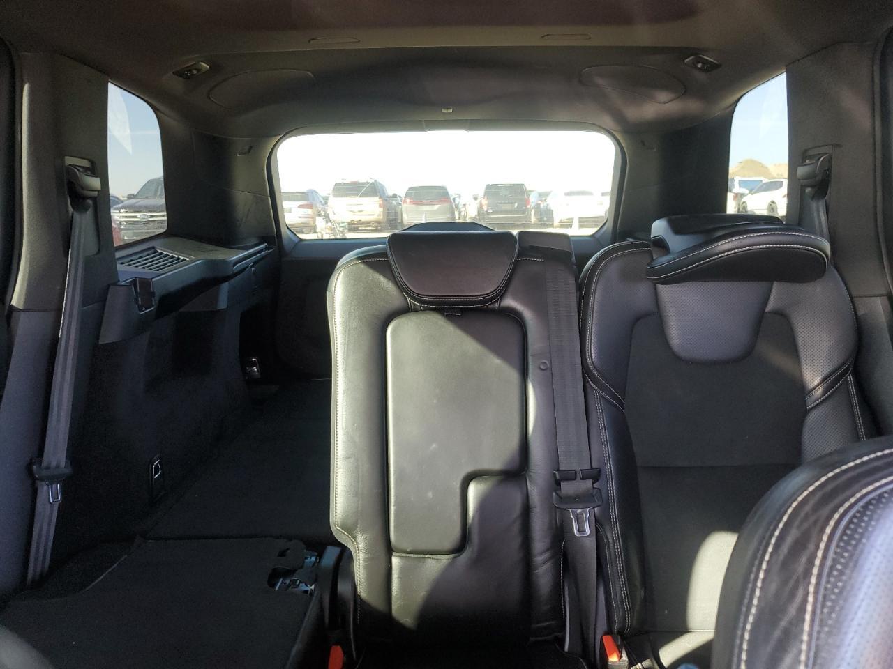 2017 VOLVO XC90