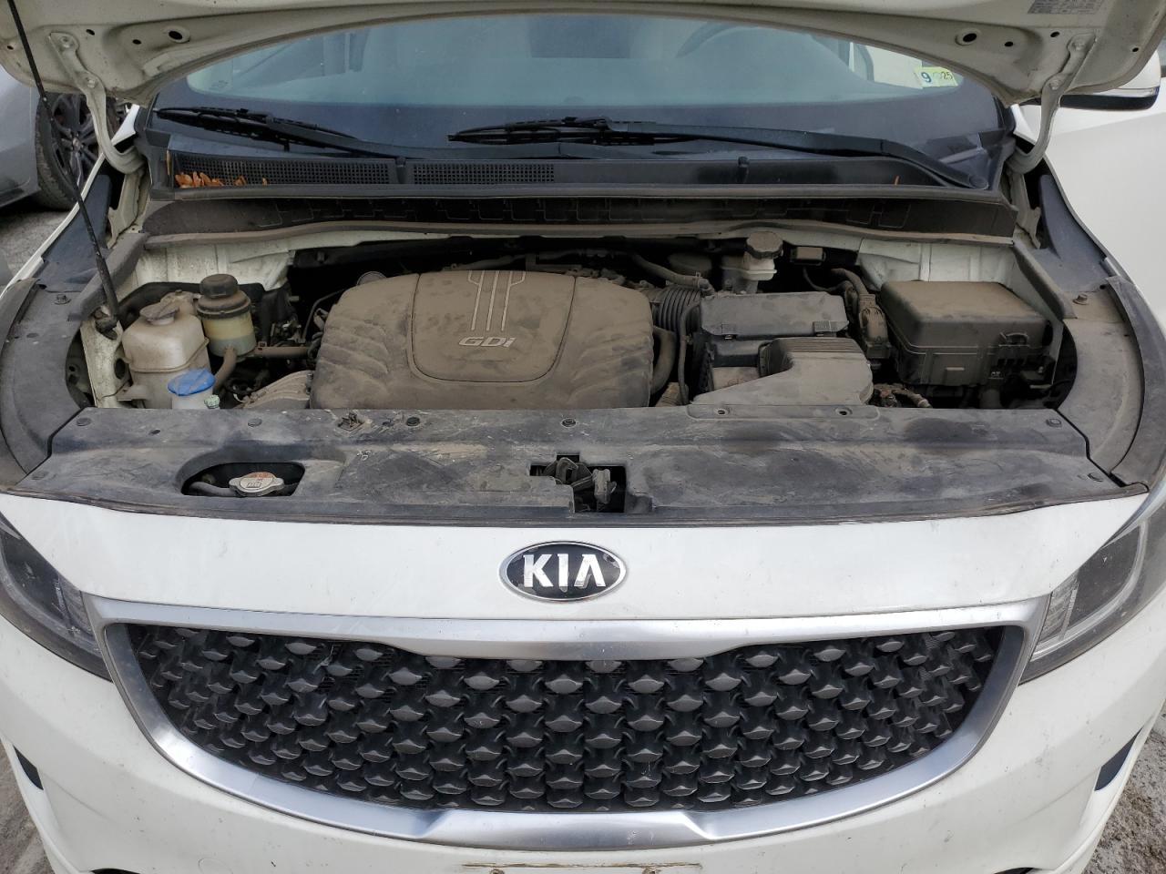 2016 KIA SEDONA