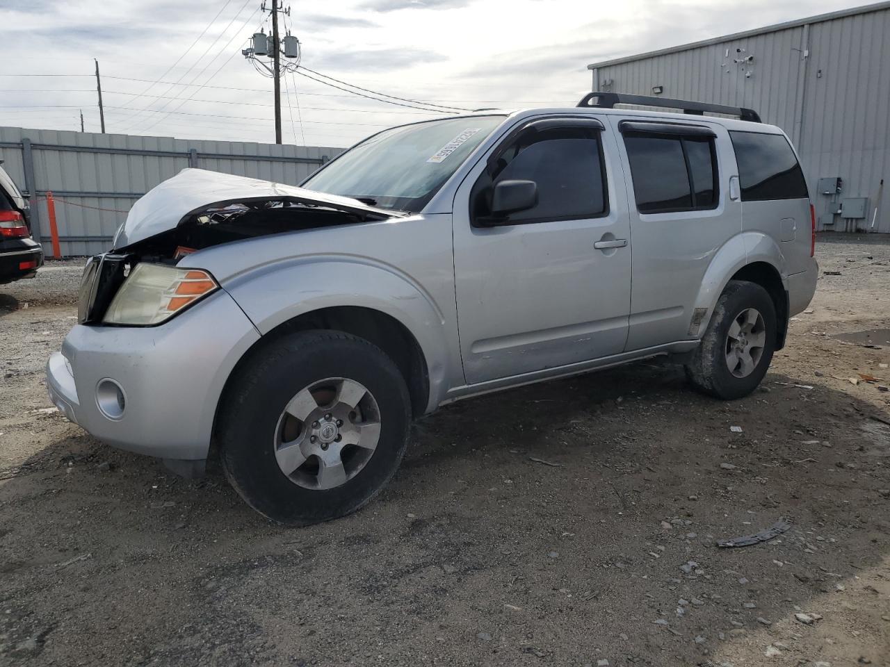 2011 NISSAN PATHFINDER