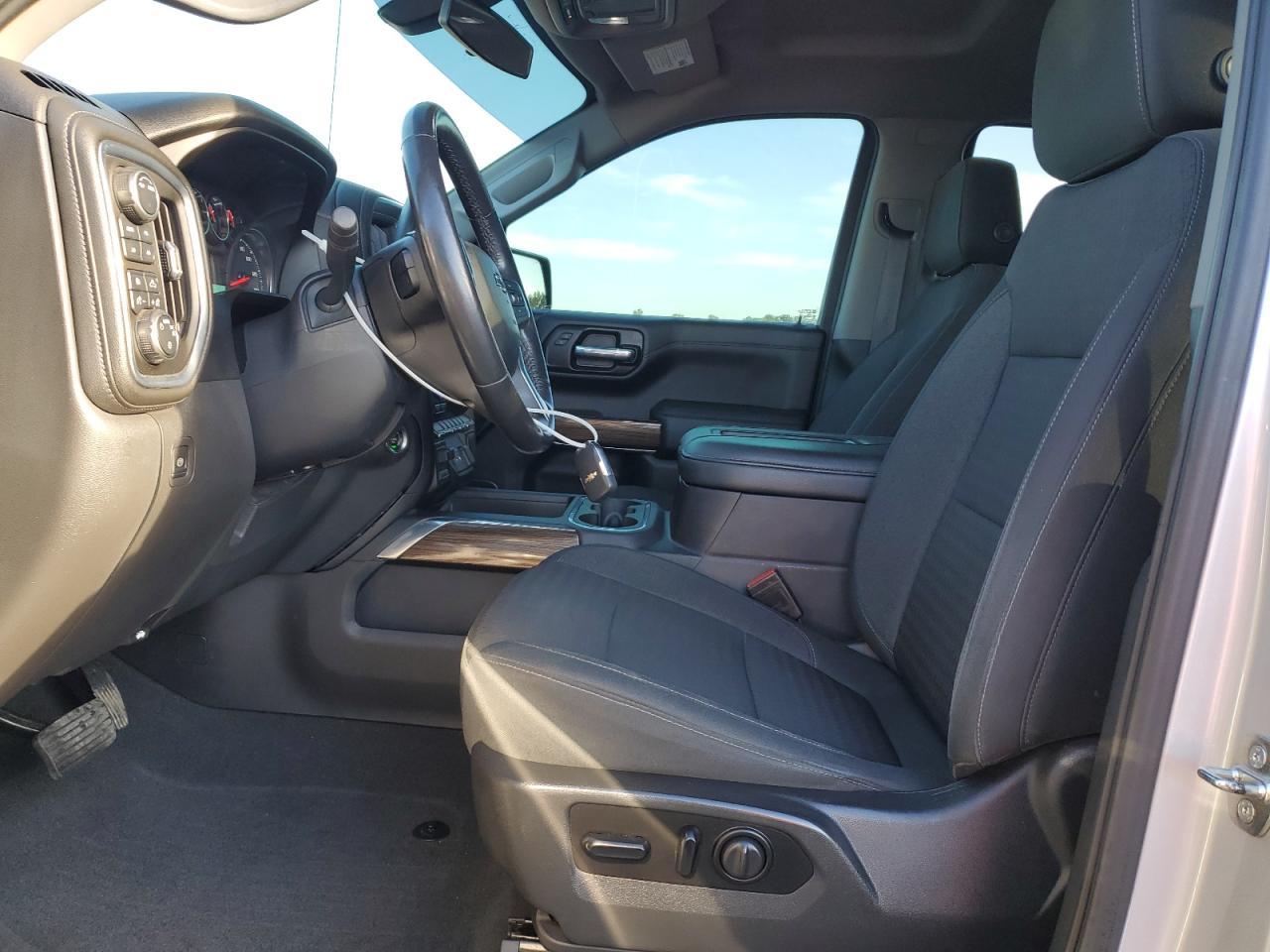 2021 CHEVROLET Silverado