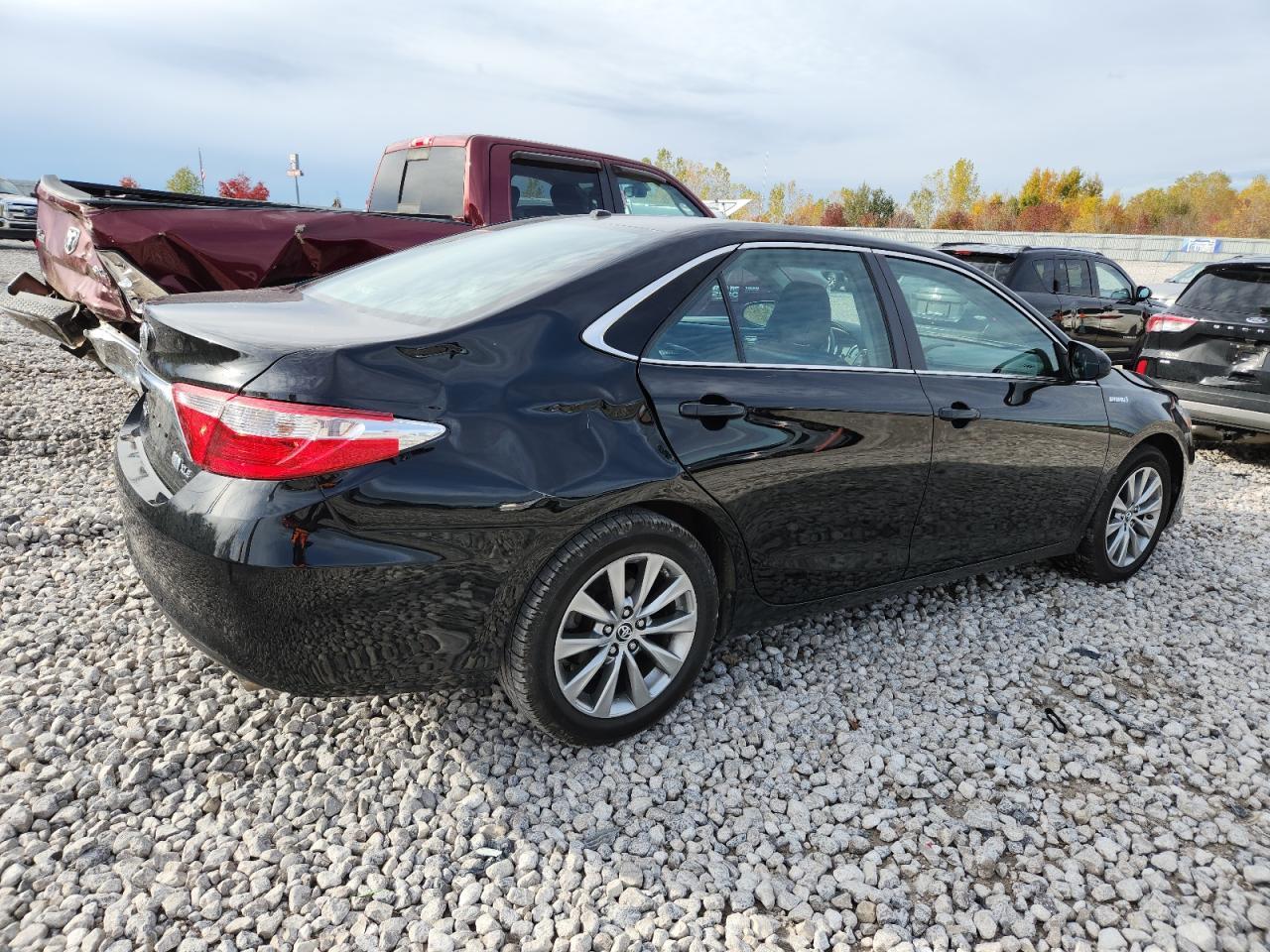 2015 TOYOTA CAMRY
