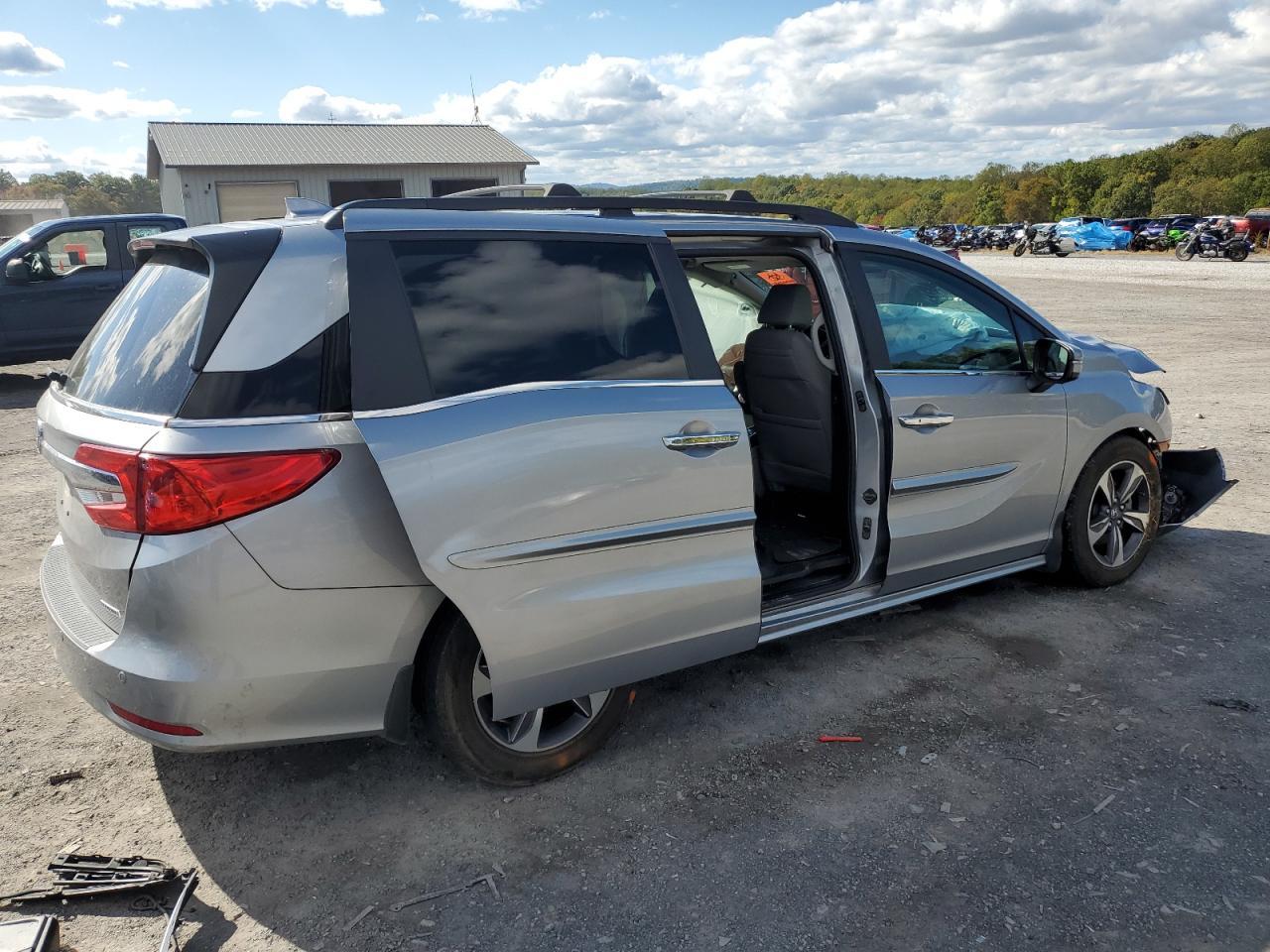 2018 HONDA ODYSSEY