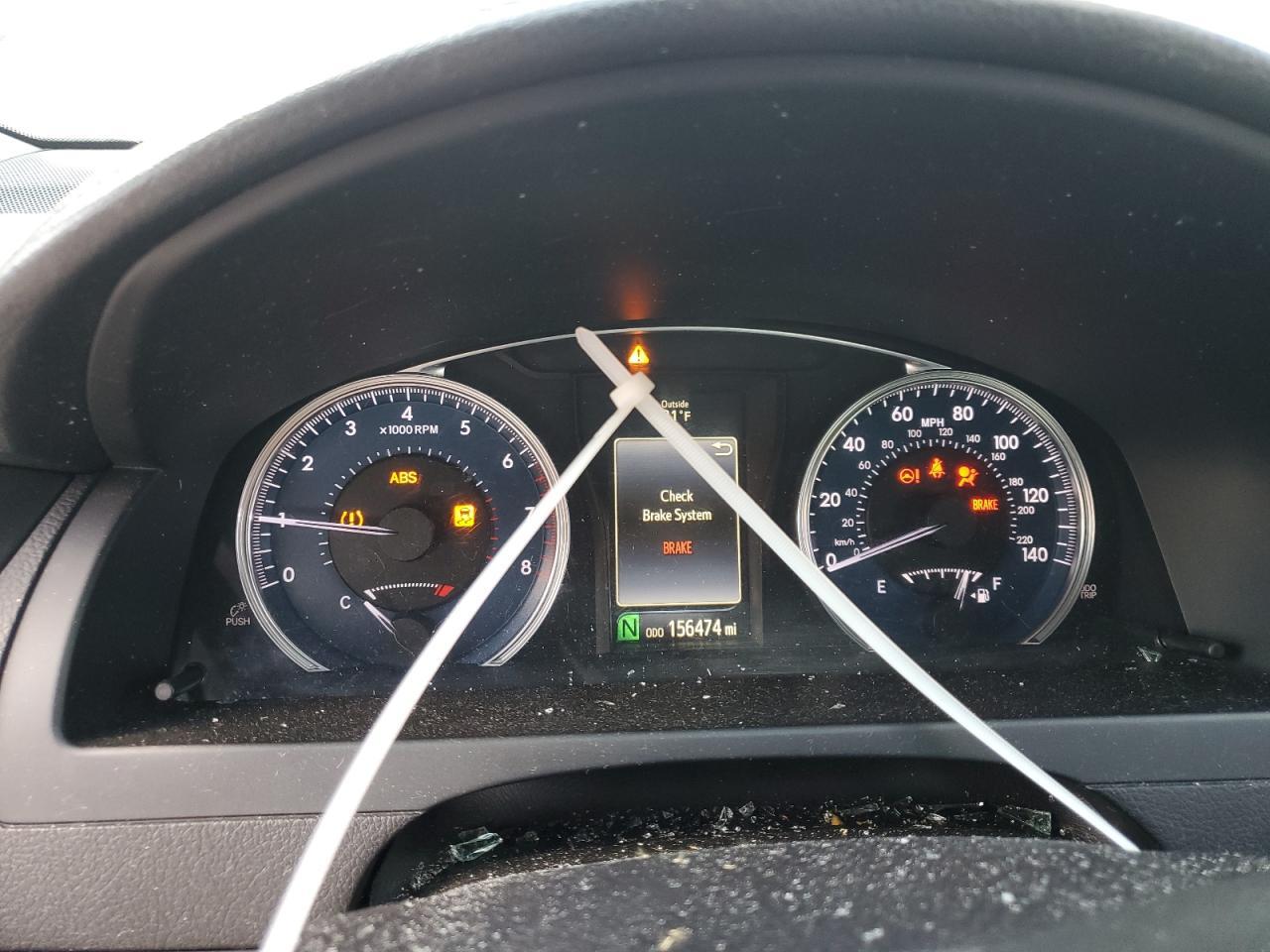 2016 TOYOTA CAMRY
