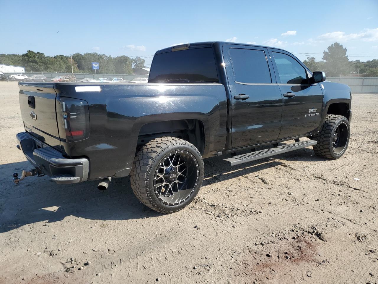 2018 CHEVROLET Silverado
