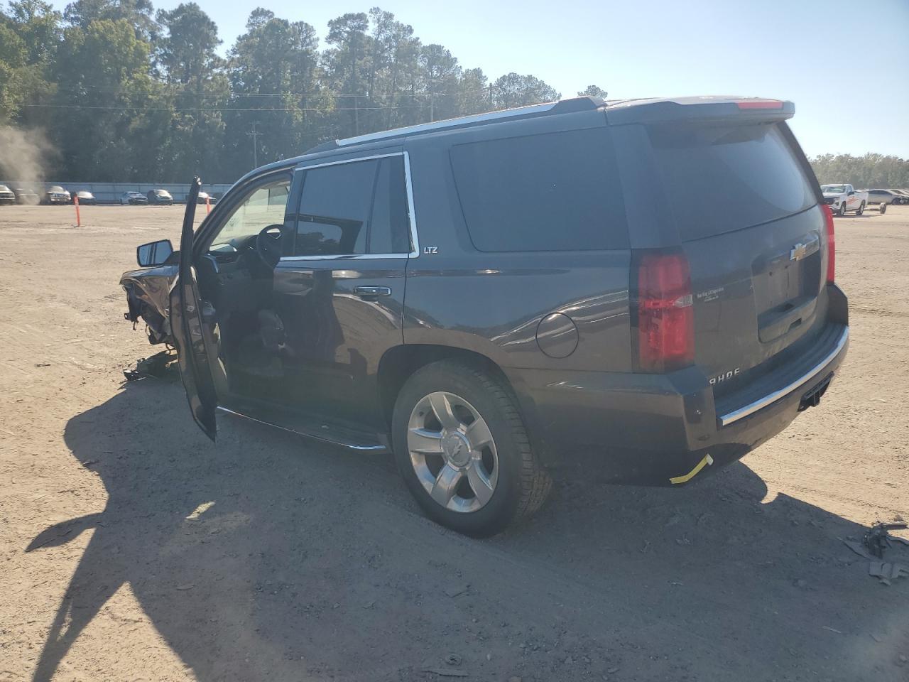2016 CHEVROLET Tahoe