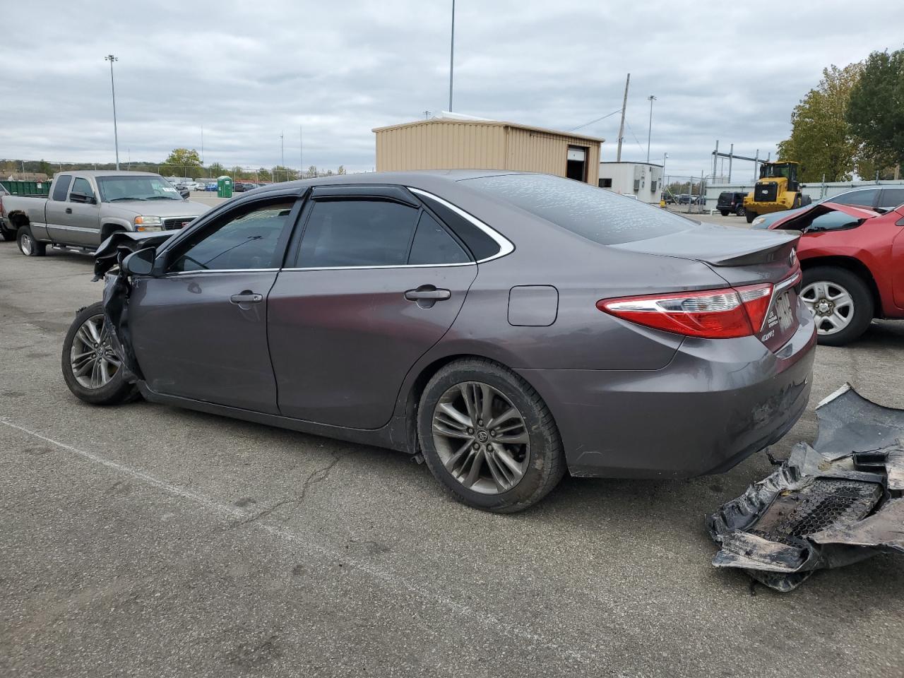 2016 TOYOTA CAMRY