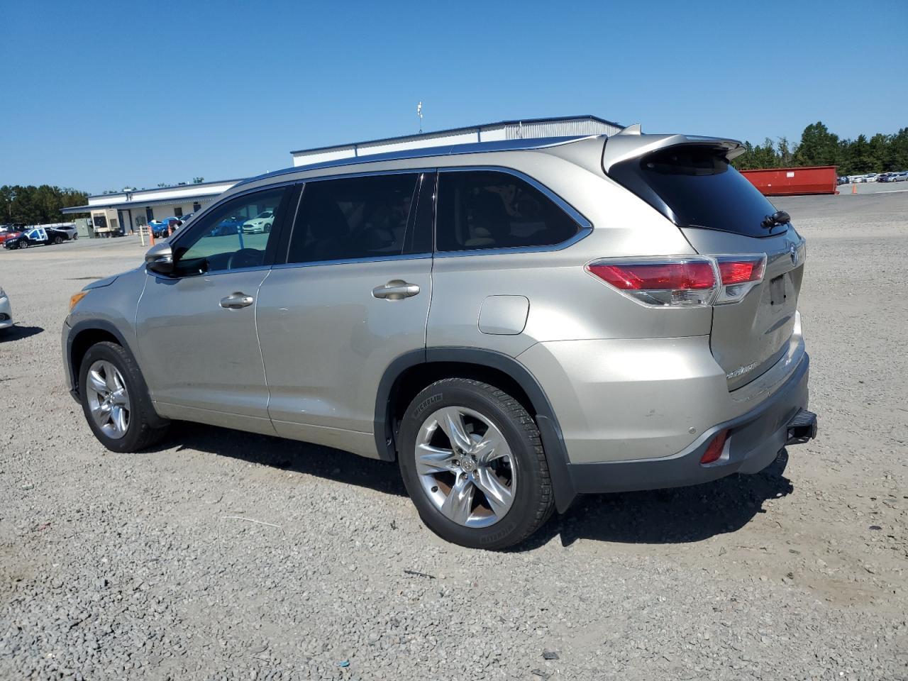 2014 TOYOTA HIGHLANDER