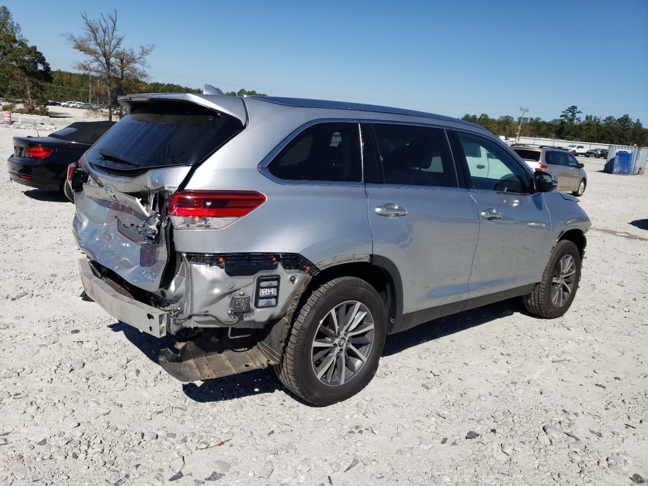 2019 TOYOTA HIGHLANDER