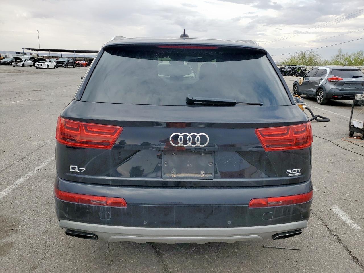 2017 AUDI Q7