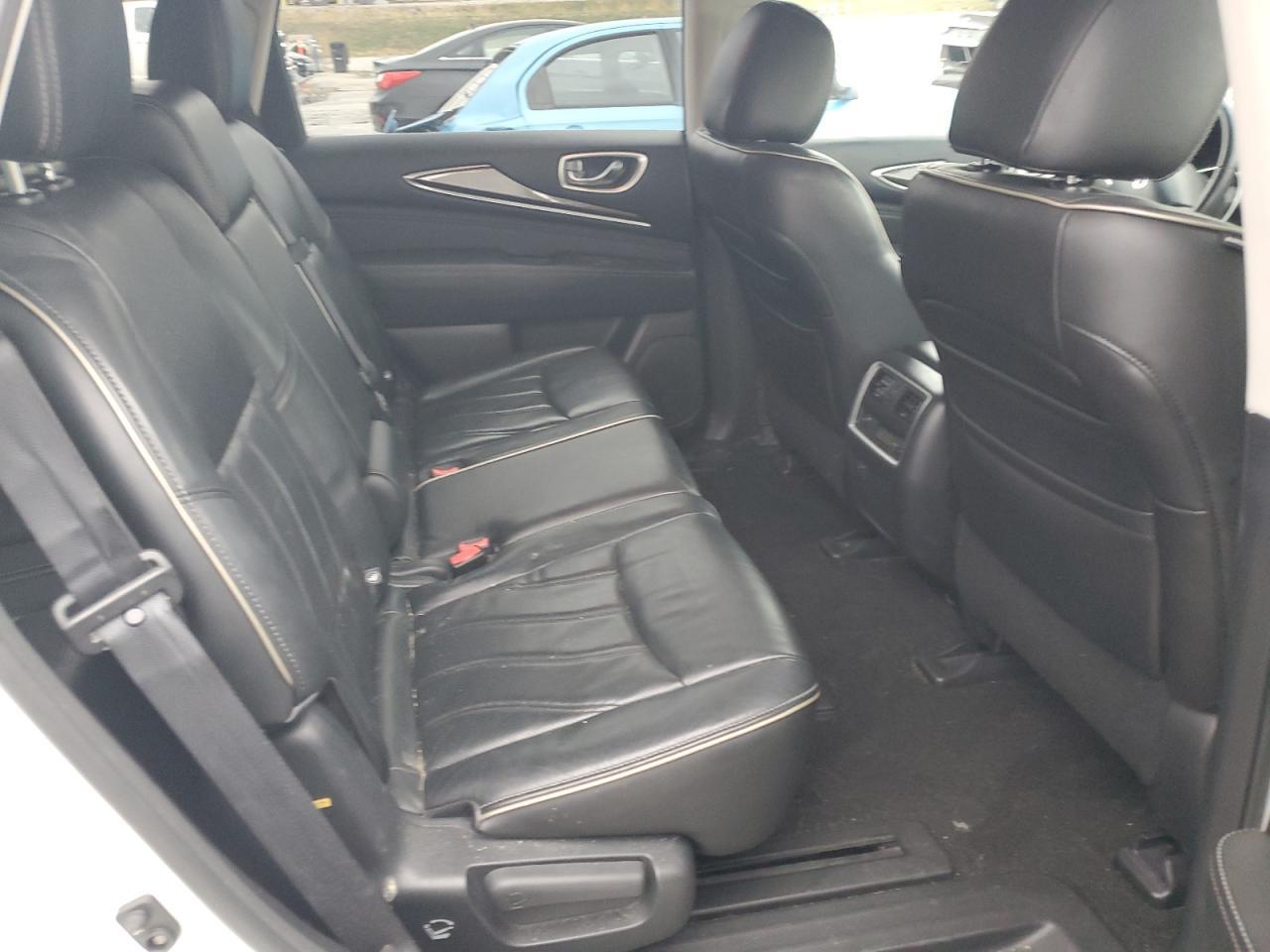 2016 INFINITI QX60