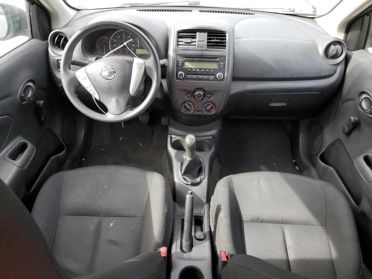 2016 NISSAN VERSA