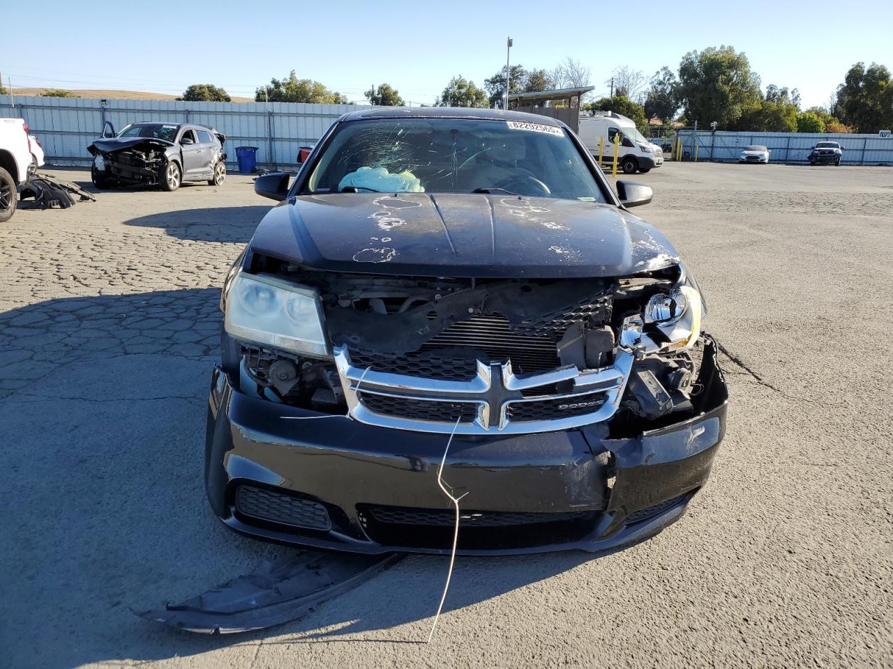 2011 DODGE Avenger