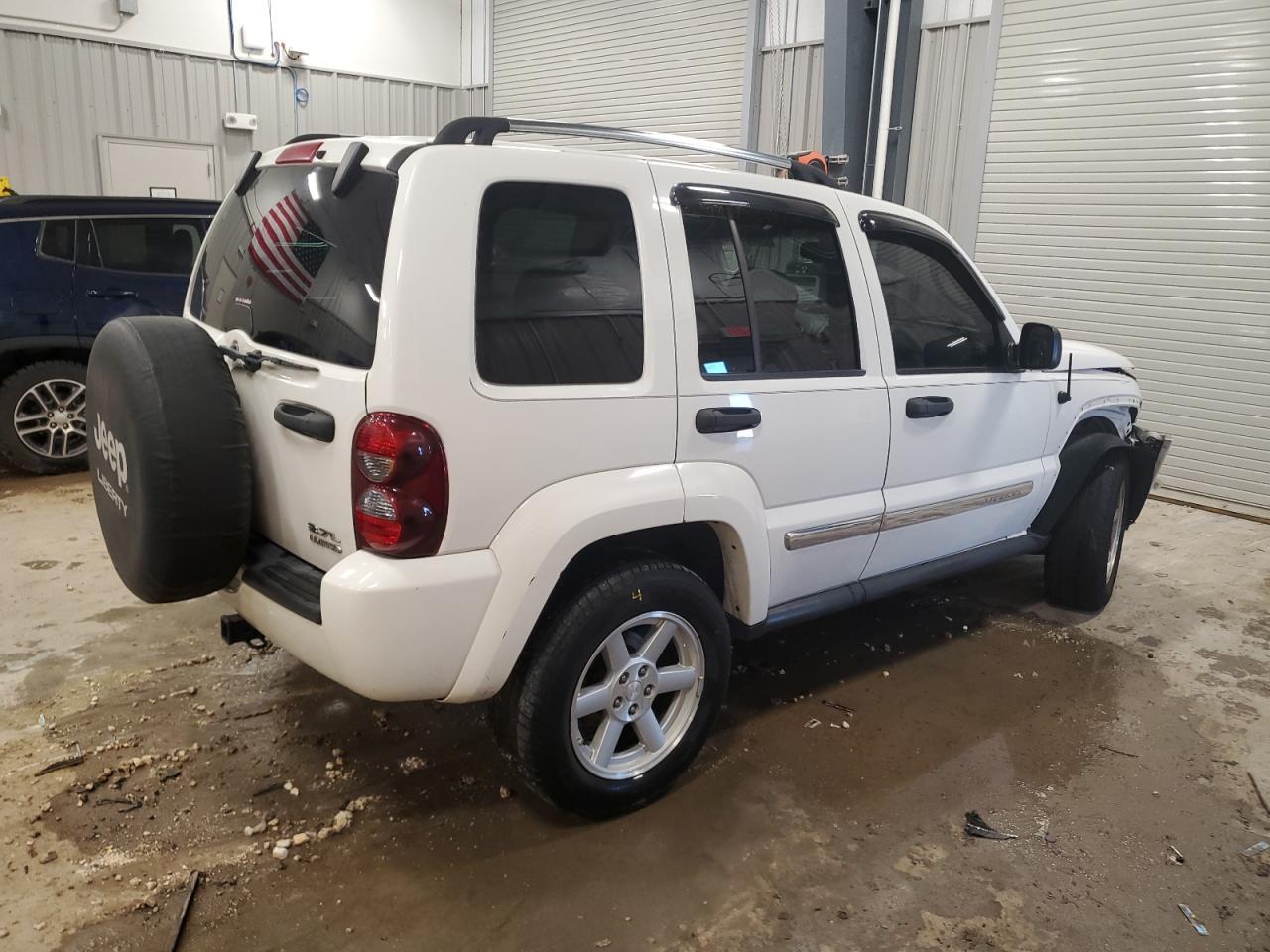 2005 JEEP Liberty