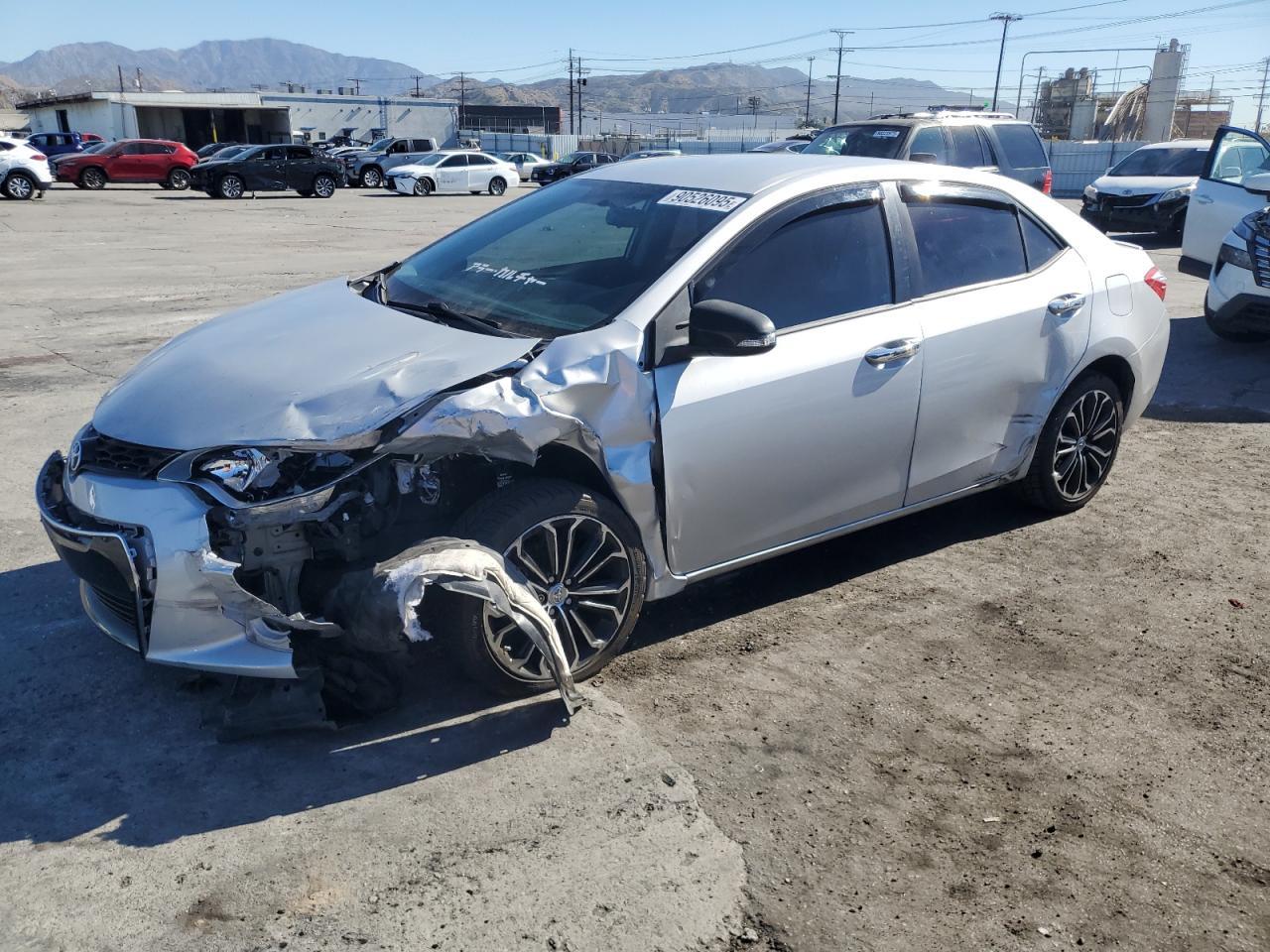 2015 TOYOTA COROLLA