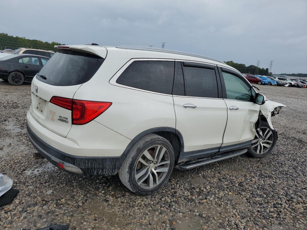 2017 HONDA PILOT