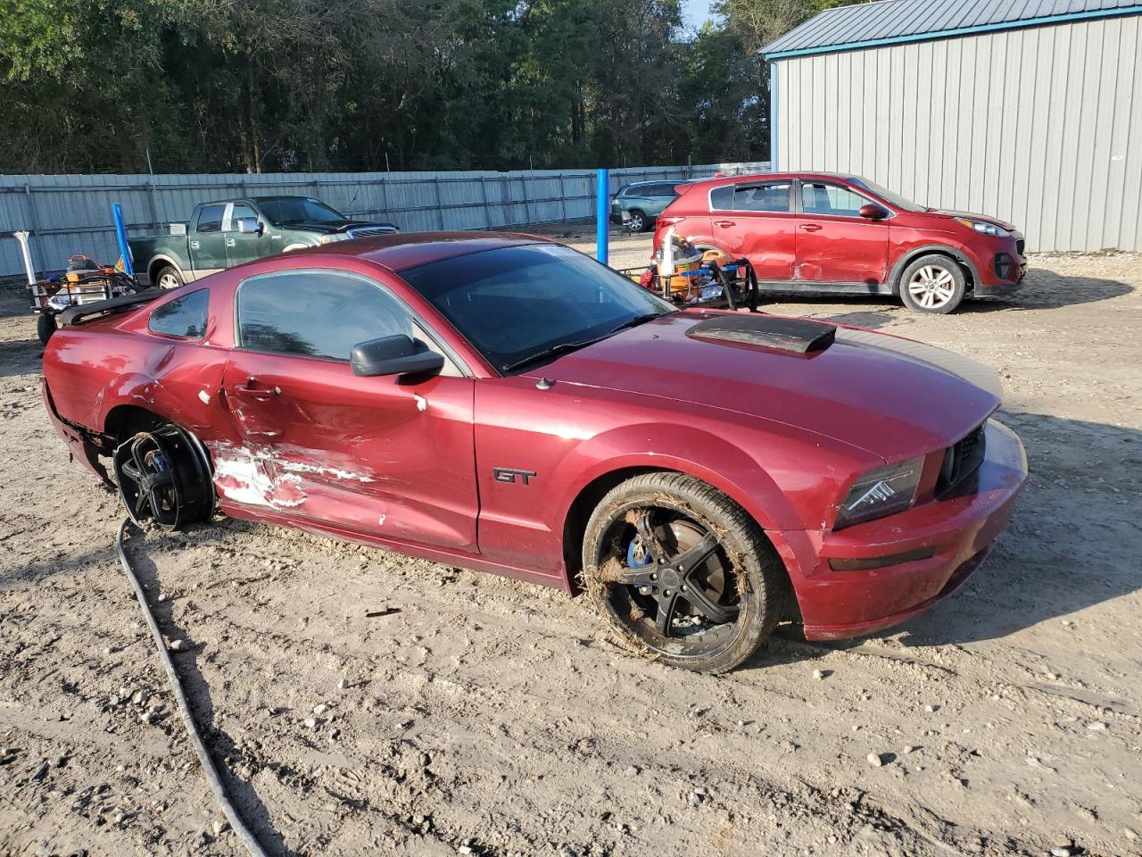 2005 FORD MUSTANG