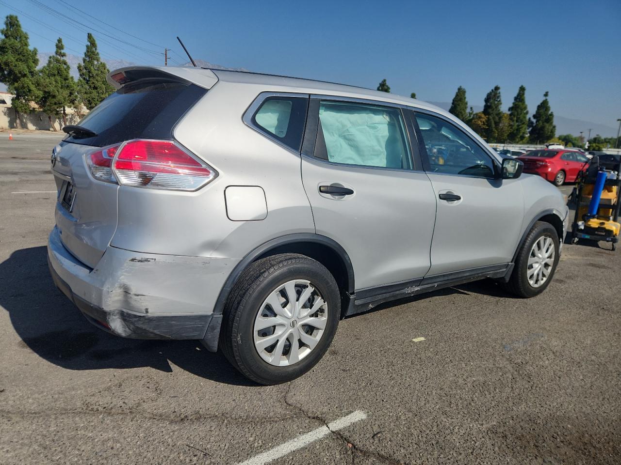 2016 NISSAN ROGUE