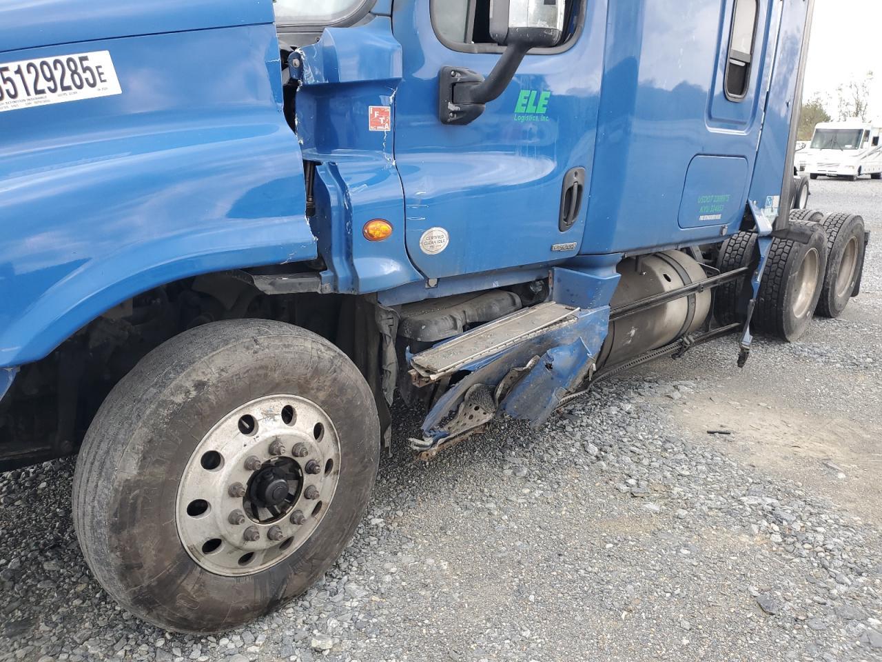 2017 FREIGHTLINER CASCADIA 125