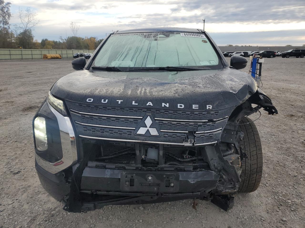 2022 MITSUBISHI outlander