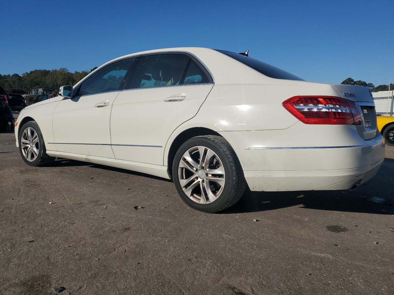 2010 MERCEDES-BENZ E-Class