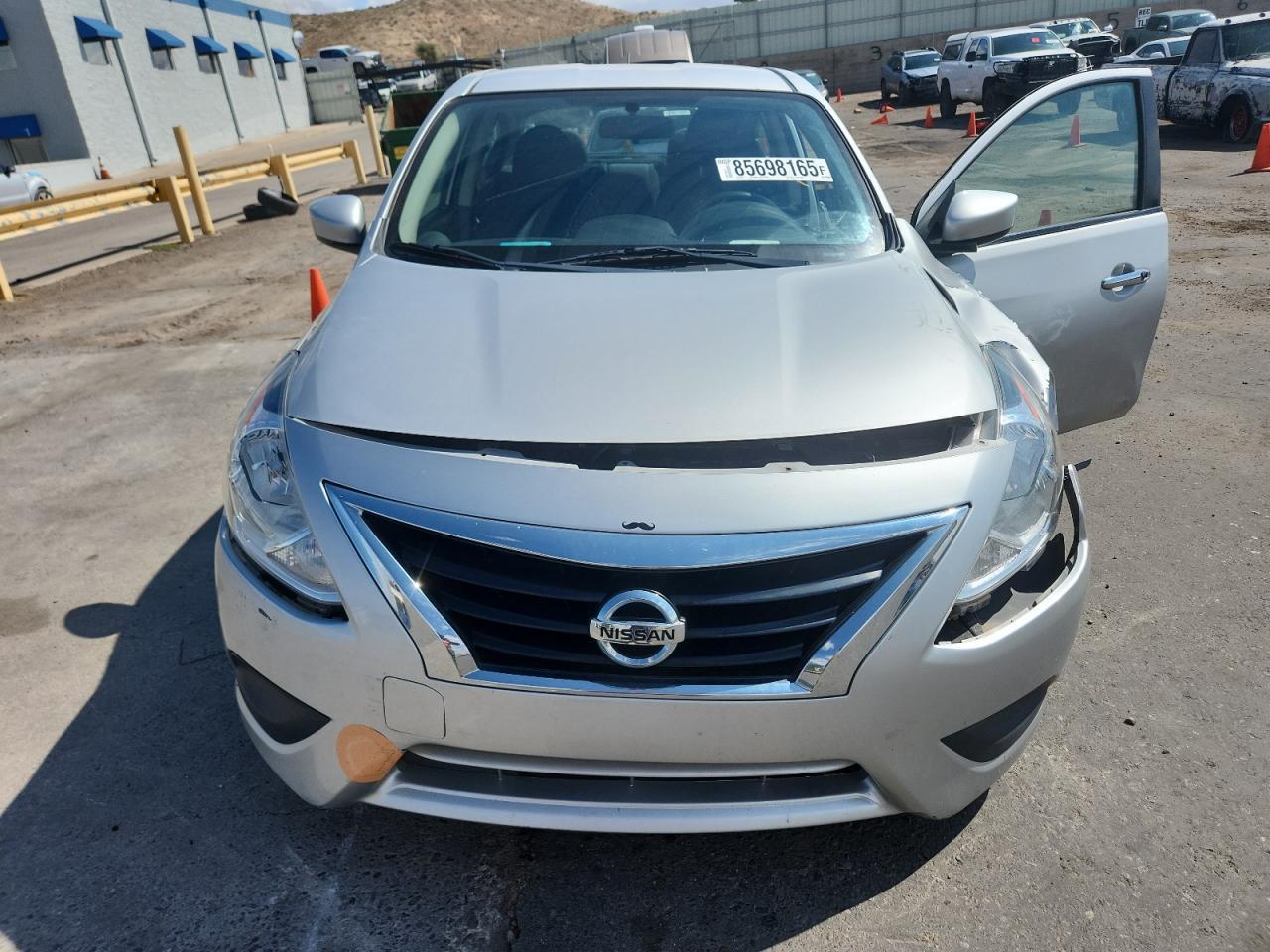 2019 NISSAN VERSA