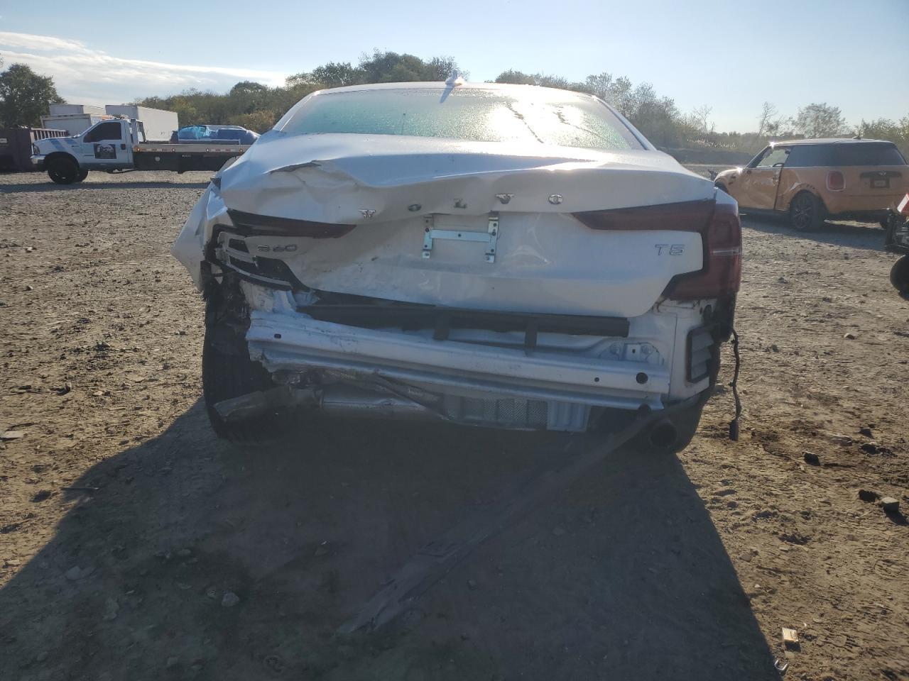2019 VOLVO S60